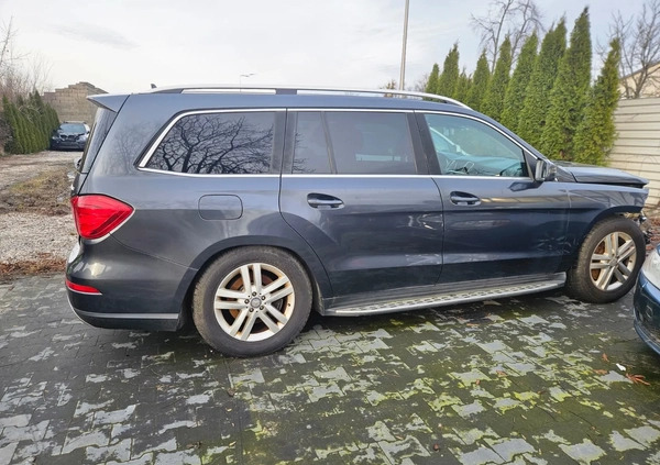 Mercedes-Benz GL cena 53000 przebieg: 117300, rok produkcji 2013 z Radom małe 211